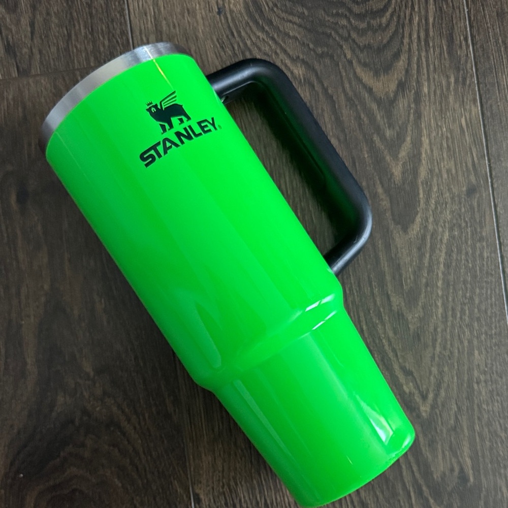 Stanley Green Insulated Travel Mug with Handle